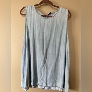 Soft, light denim sleeveless shirt